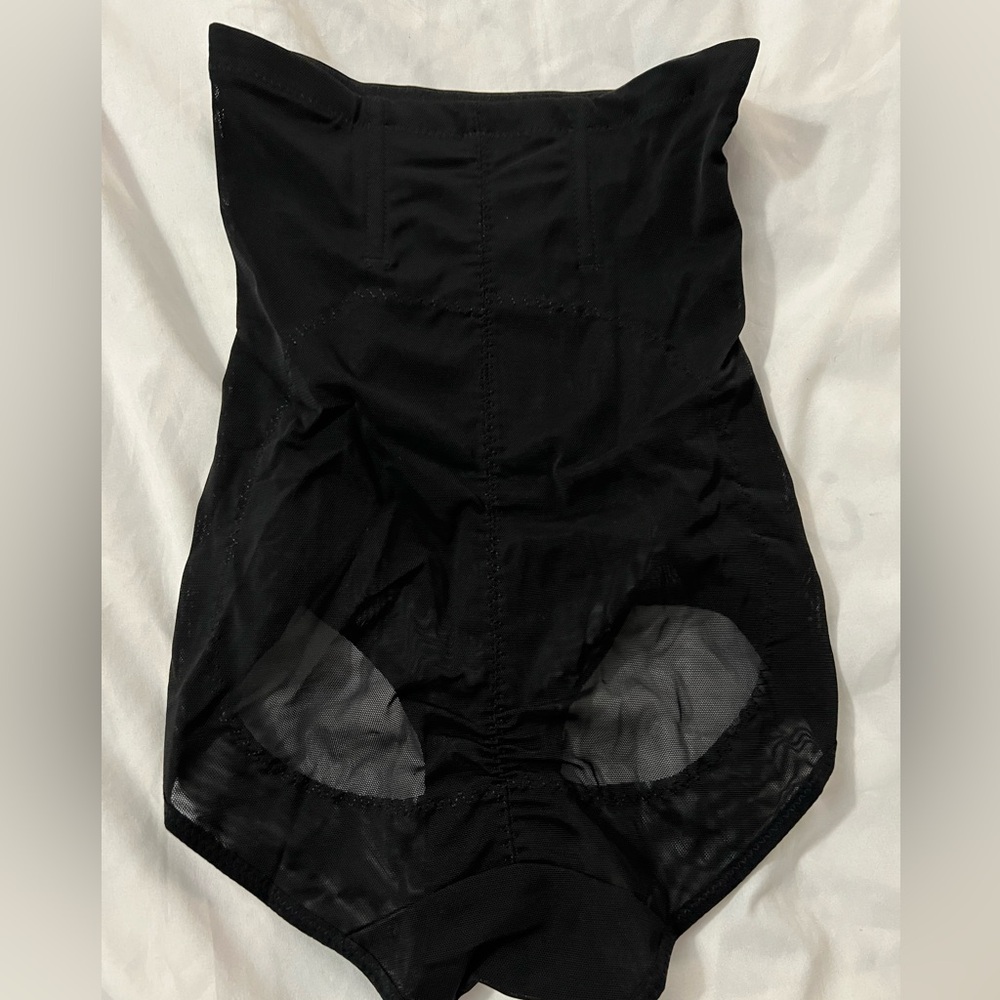 Shaper Queen shapewear size M one piece